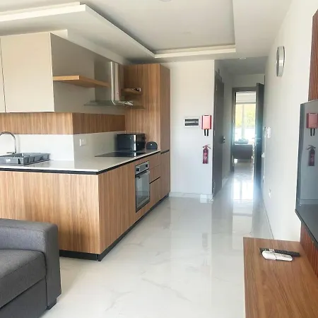 Апартаменты Luxurious One-bedroom With Sea Views *