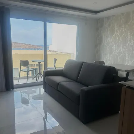 Luxurious One-bedroom With Sea Views Daire St. Paul's Bay