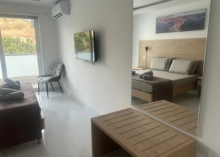 Luxurious One-bedroom With Sea Views Lägenhet St. Paul's Bay