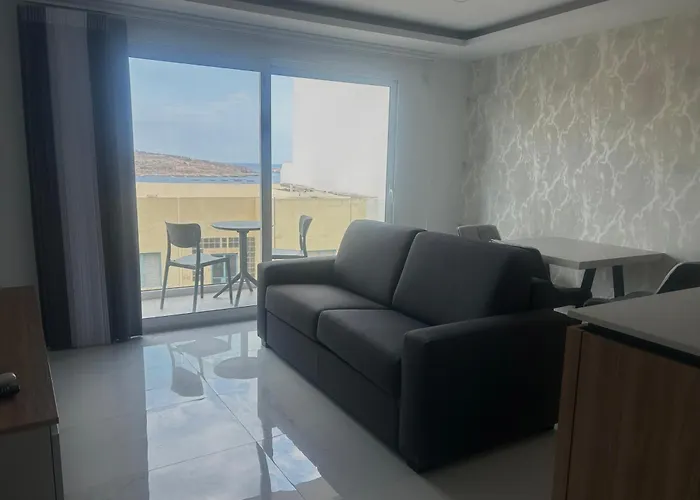 Luxurious One-bedroom With Sea Views Lägenhet St. Paul's Bay